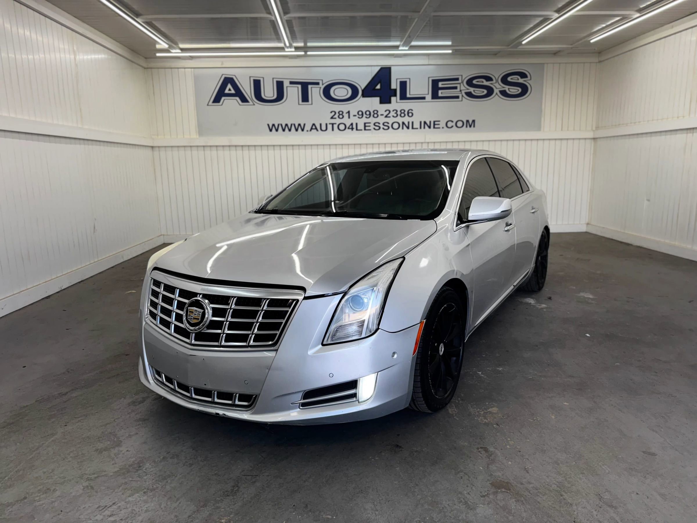 Used 2014 Cadillac XTS Luxury image 1