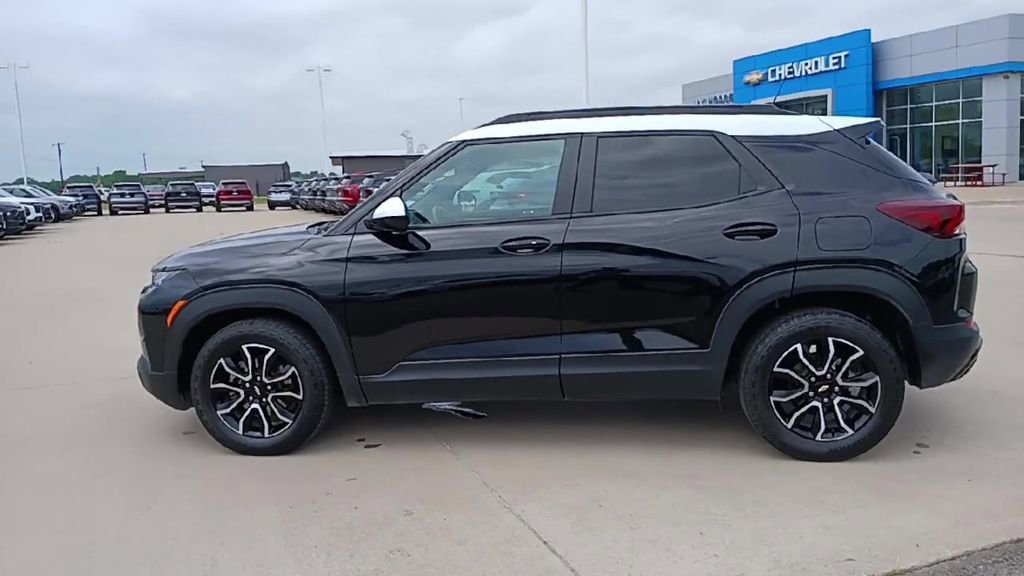 Used 2021 Chevrolet TrailBlazer ACTIV w/ Convenience Package image 5