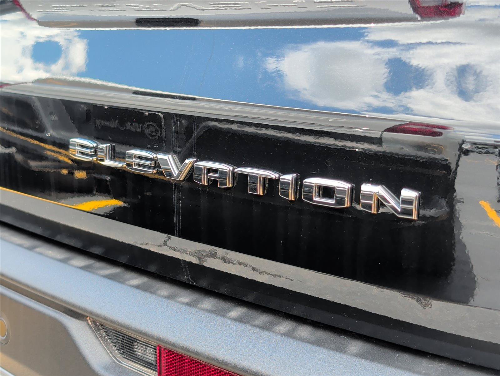 New 2026 GMC Acadia Elevation w/ Elevation Premium Package FWD image 33