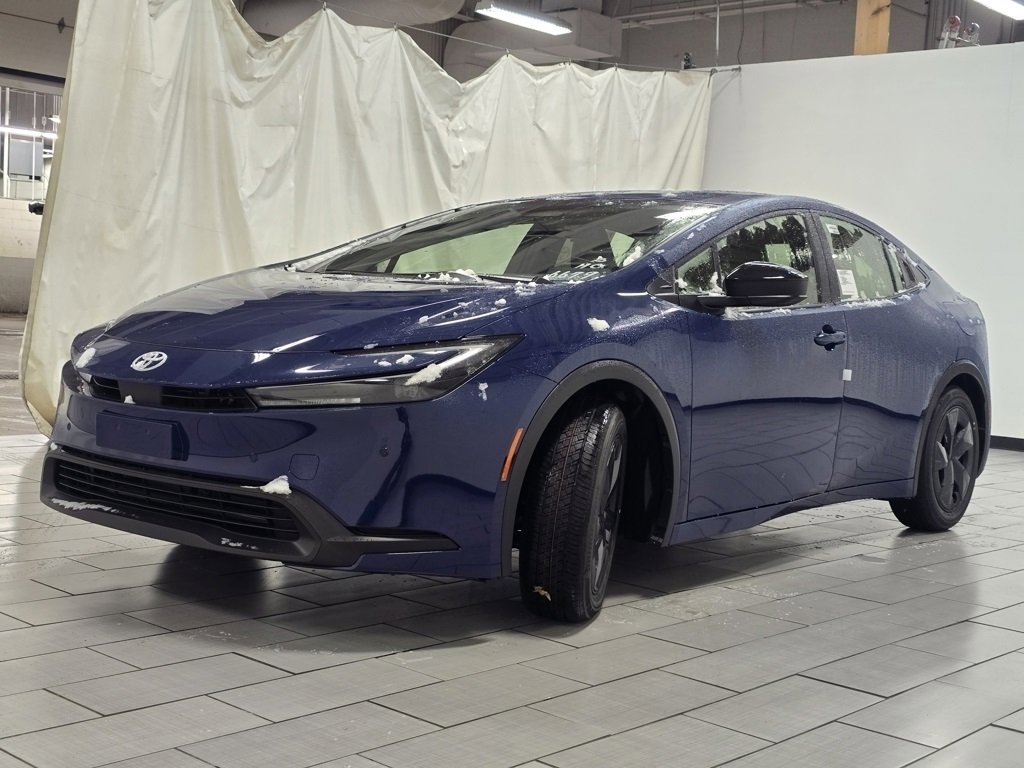 New 2026 Toyota Prius LE image 10