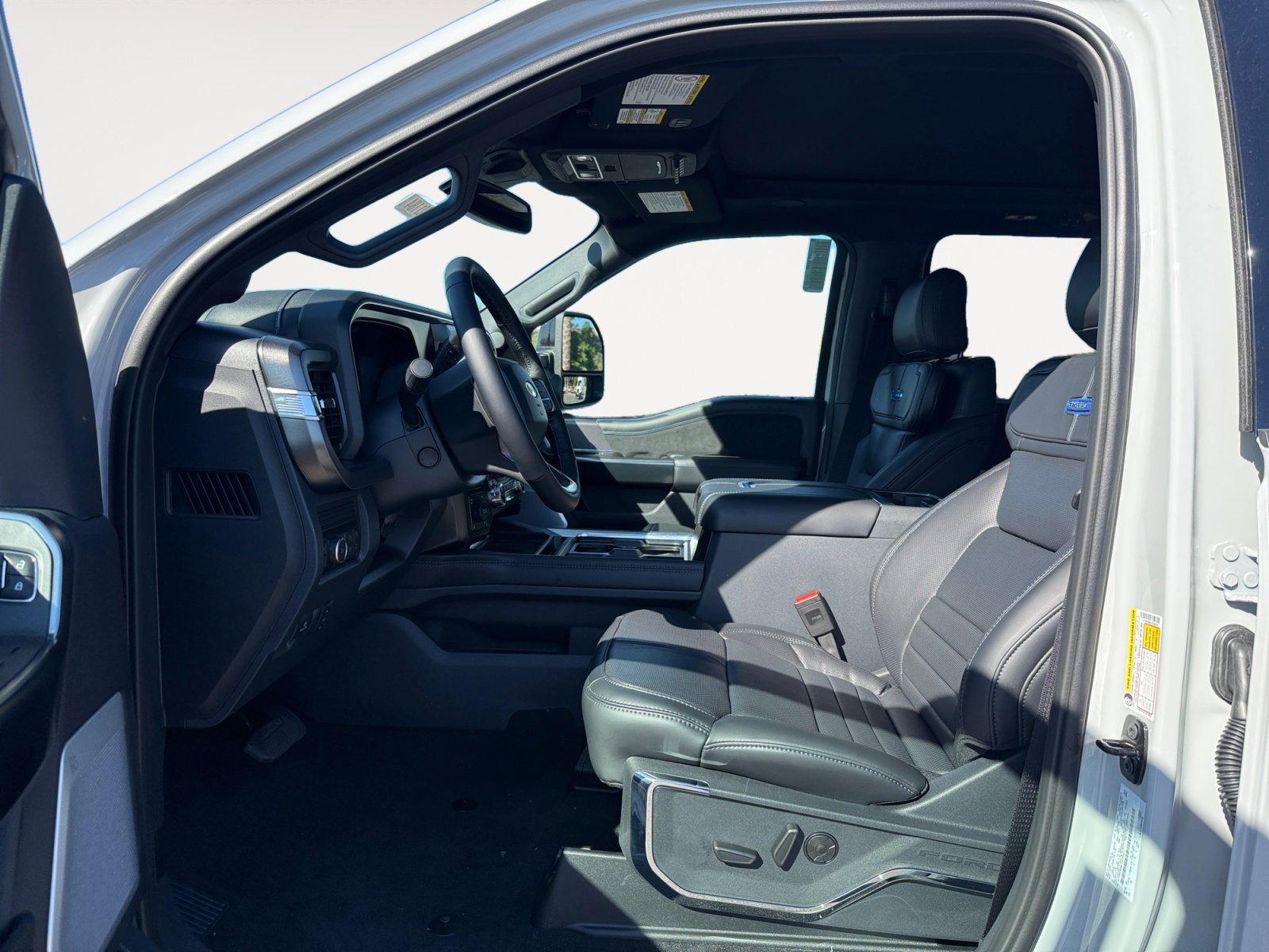 New 2026 Ford F350 Platinum image 10