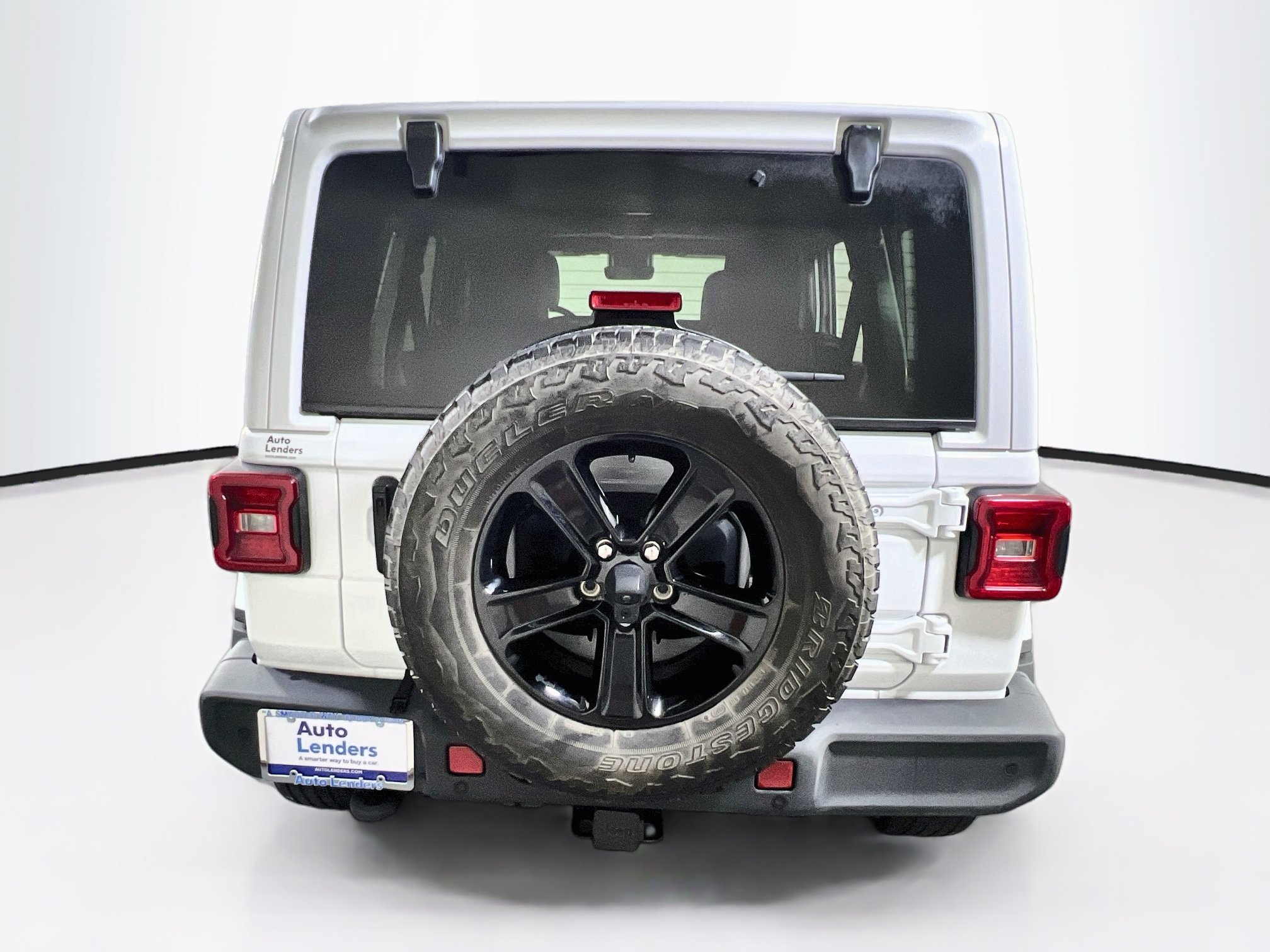 Used 2021 Jeep Wrangler Unlimited Sahara AWD/4WD image 6