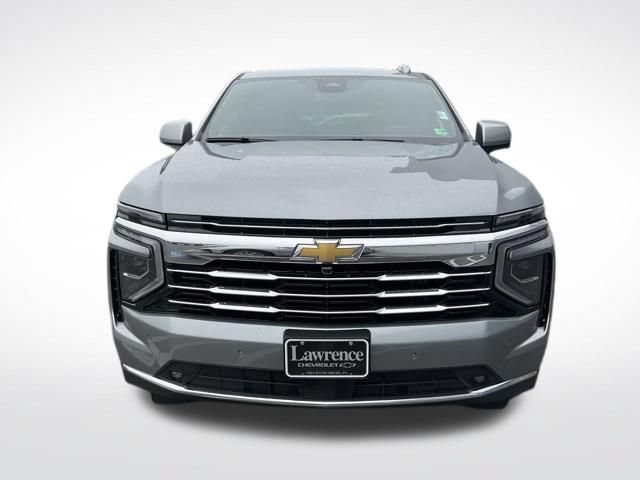 Used 2026 Chevrolet Suburban LT w/ Comfort Package AWD/4WD image 11