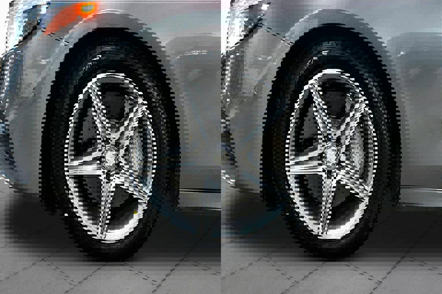 Used 2017 Mercedes-Benz E 300 4MATIC image 11