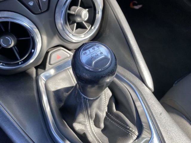 Used 2020 Chevrolet Camaro LS image 27