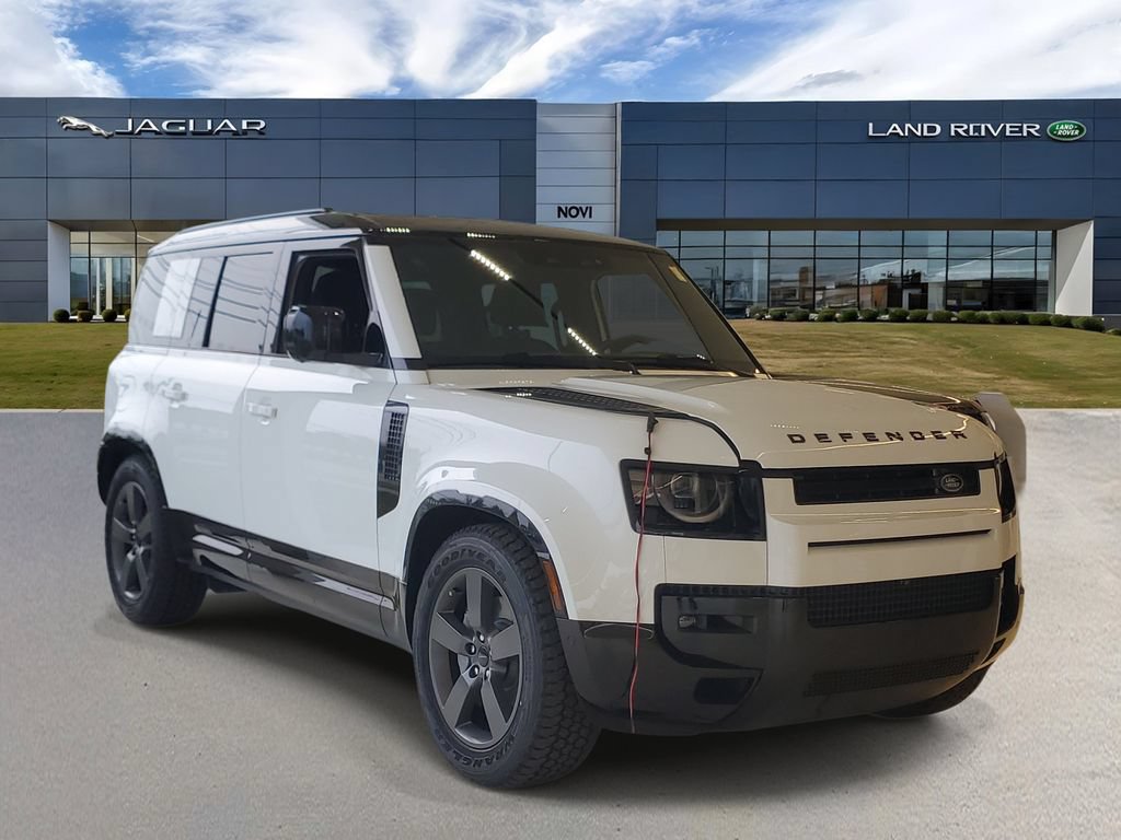 New 2026 Land Rover Defender 110 X-Dynamic SE AWD/4WD image 2