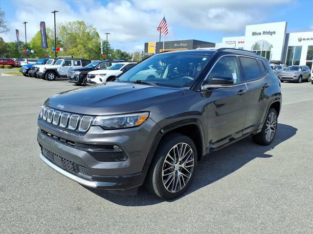 Used 2022 Jeep Compass Limited w/ Elite Group AWD/4WD image 9