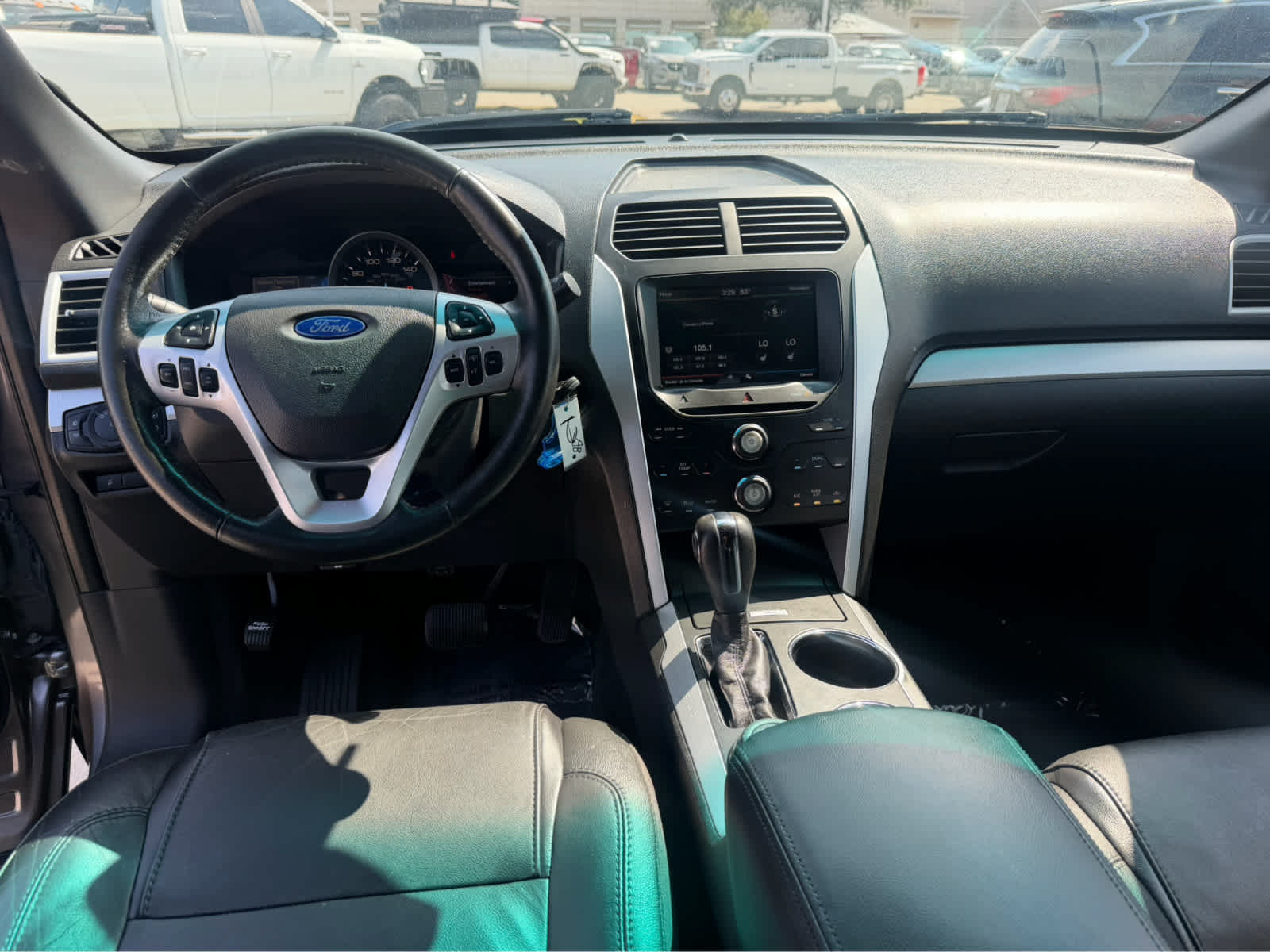 Used 2012 Ford Explorer XLT AWD/4WD image 22