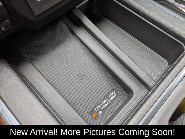 Certified 2020 Chevrolet Silverado 1500 High Country w/ Technology Package image 17