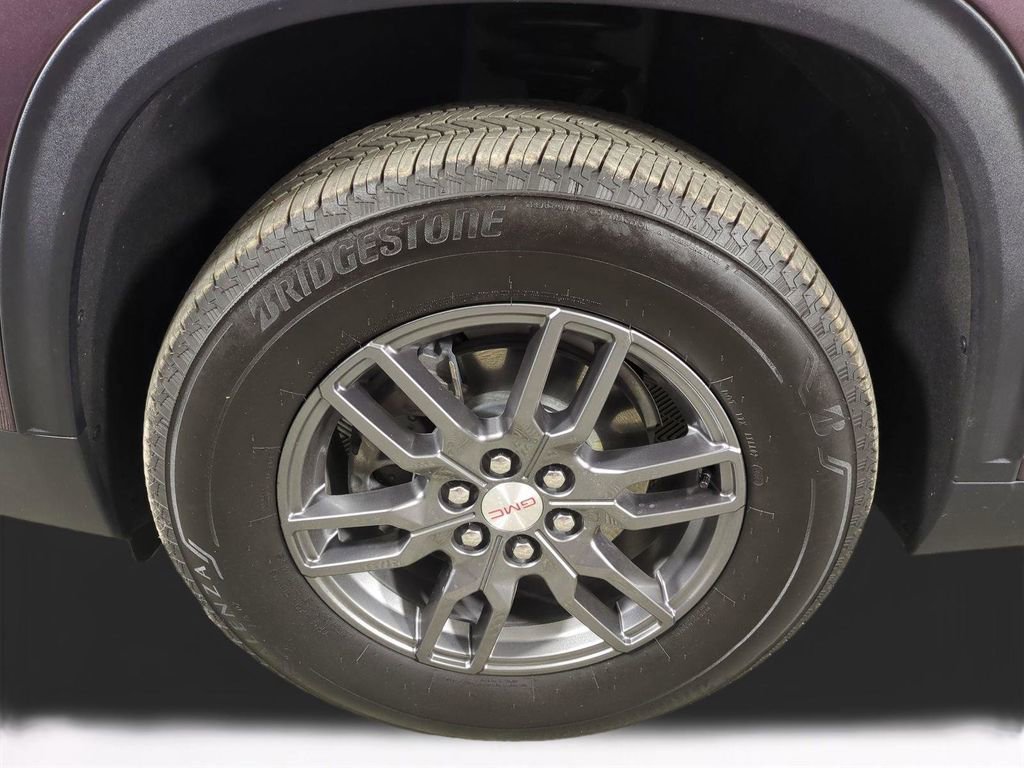 Used 2026 GMC Acadia Elevation image 11
