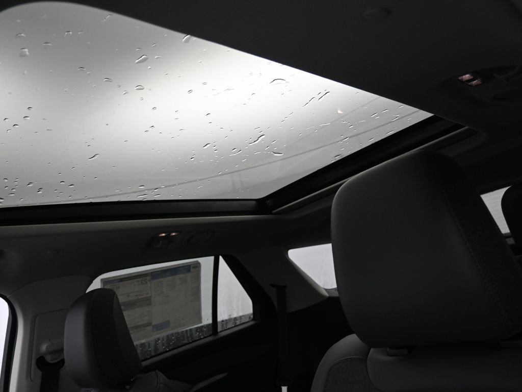 New 2026 Ford Explorer Active image 27