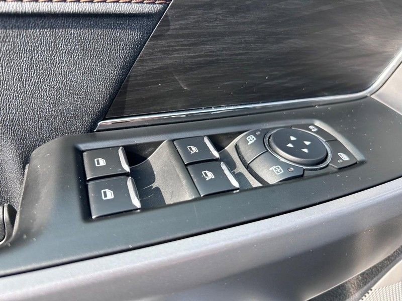 New 2025 Ford F150 Lariat w/ Equipment Group 502A High image 18