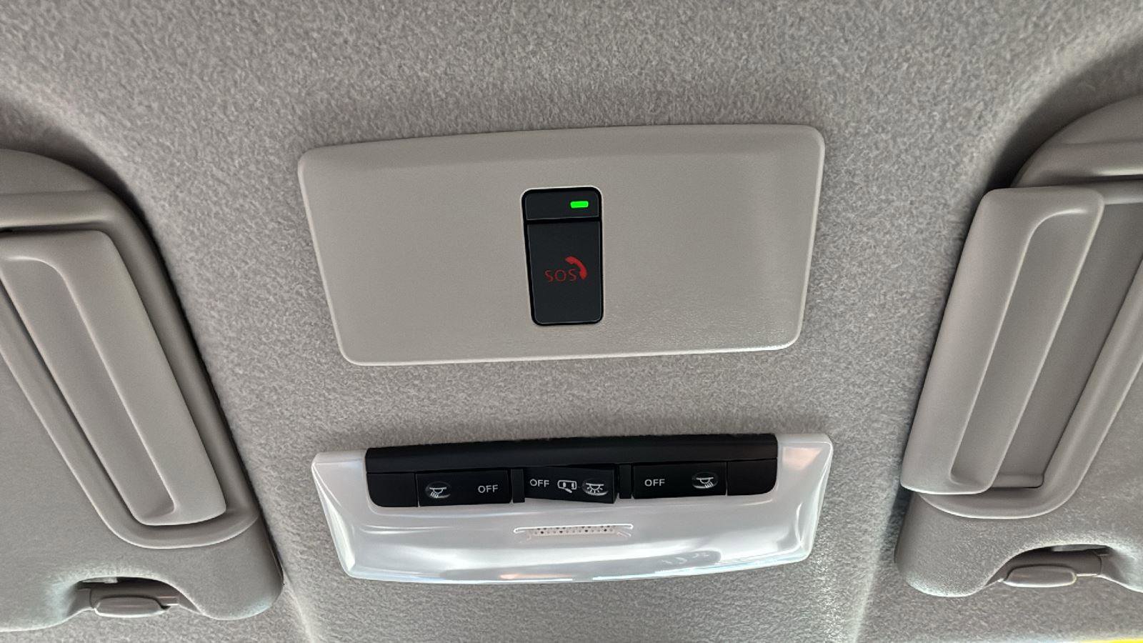 Used 2024 Nissan Kicks SV image 22