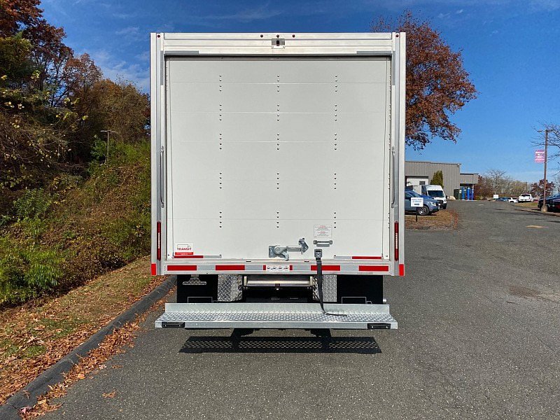 New 2025 Ford E-450 and Econoline 450 Super Duty w/ Power Equipment Group RWD image 8