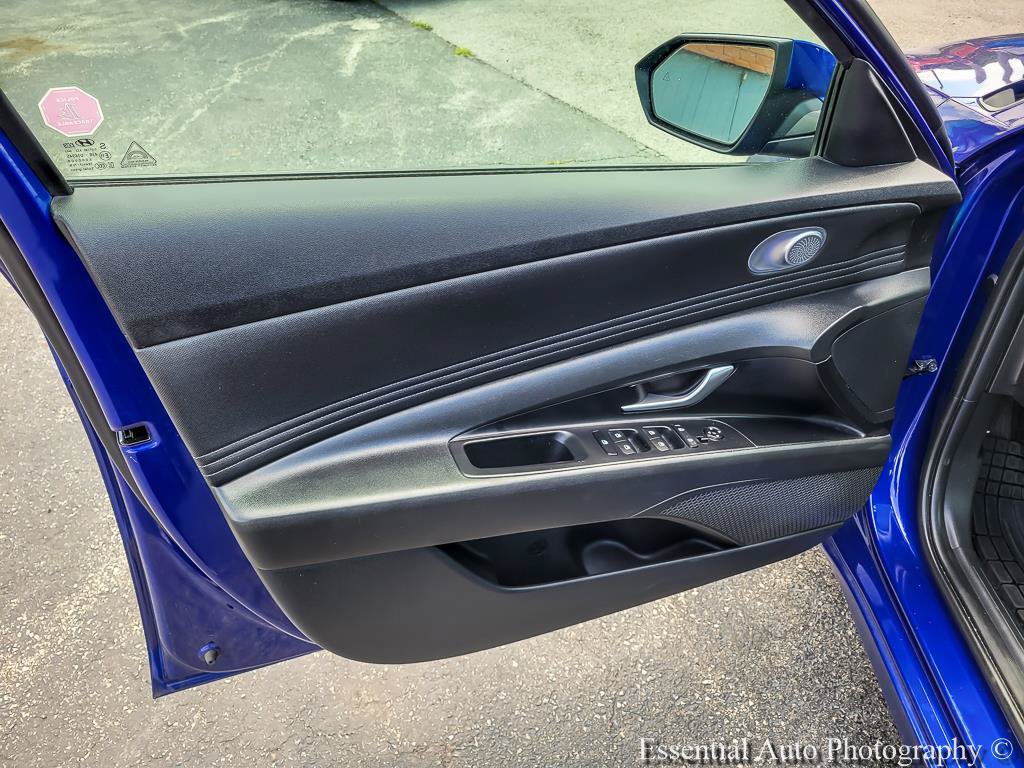 Used 2022 Hyundai Elantra SEL FWD image 26