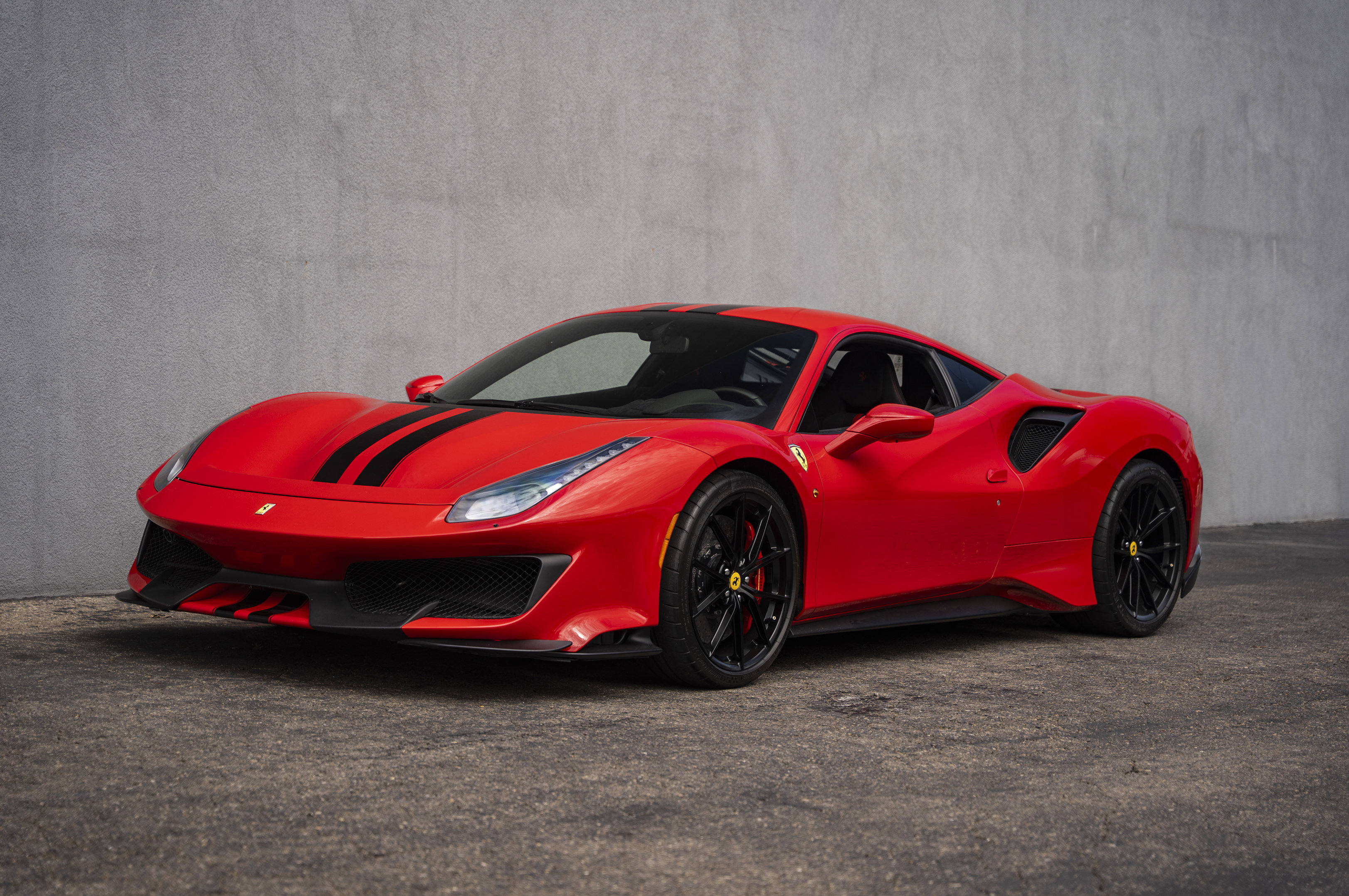 Certified 2020 Ferrari 488 Pista Coupe RWD image 1