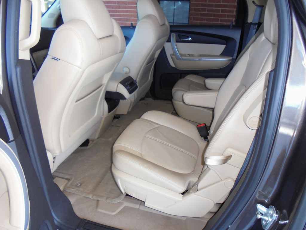 Used 2012 GMC Acadia SLT FWD image 9