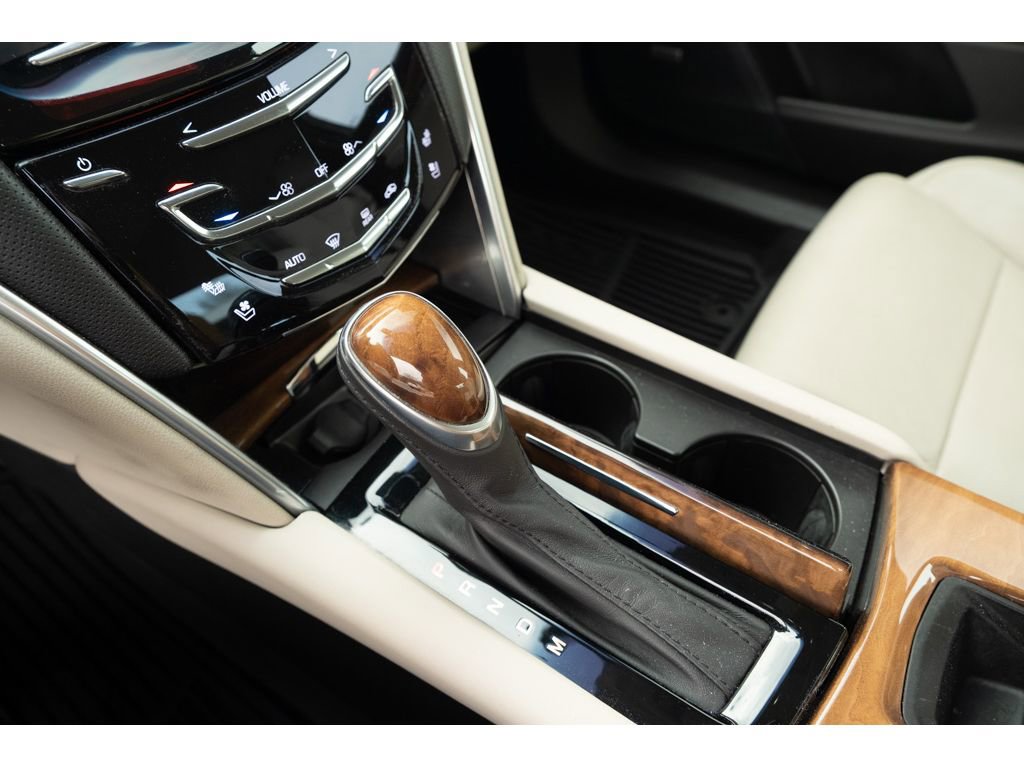 Used 2019 Cadillac XTS Luxury image 18