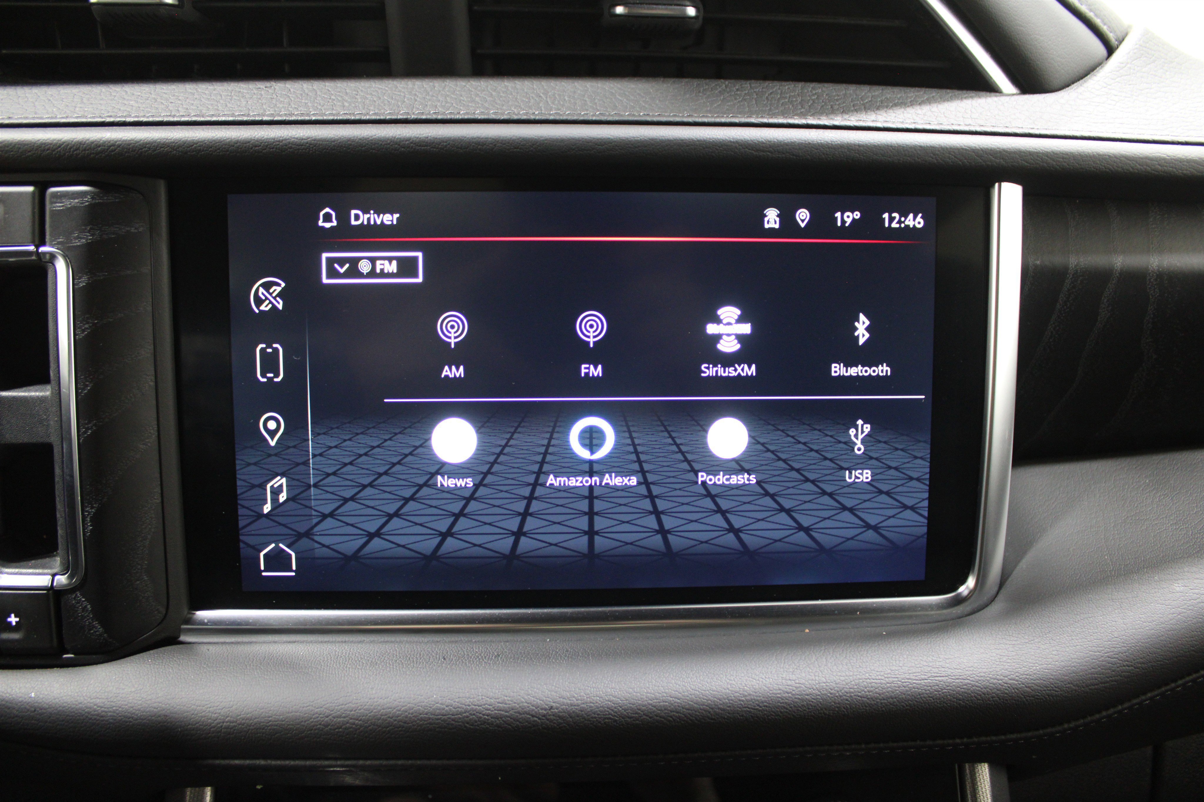 Used 2024 GMC Yukon Denali image 17