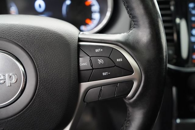 Used 2020 Jeep Grand Cherokee Altitude image 19