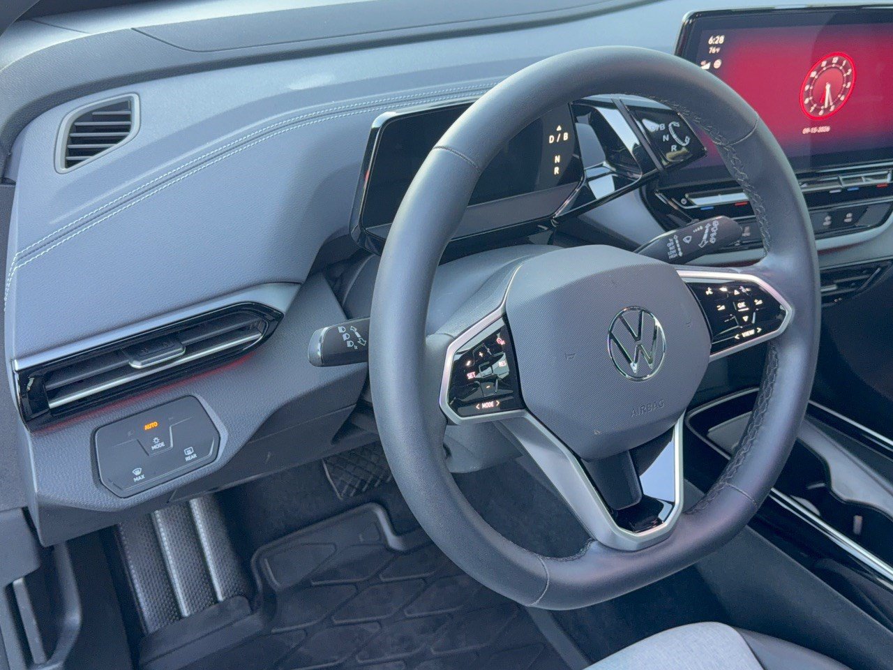 Certified 2024 Volkswagen ID.4 2WD image 4