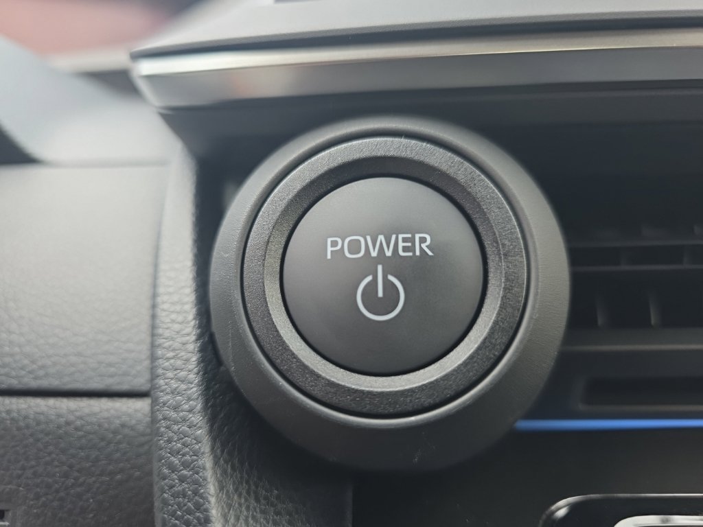 New 2026 Toyota Prius Plug-In Hybrid FWD image 24
