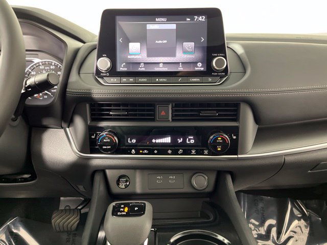 New 2026 Nissan Rogue Dark Armor FWD image 25