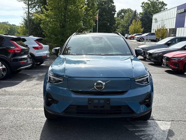 Certified 2023 Volvo XC40 Recharge Plus w/ Protection Package Premier AWD/4WD image 6