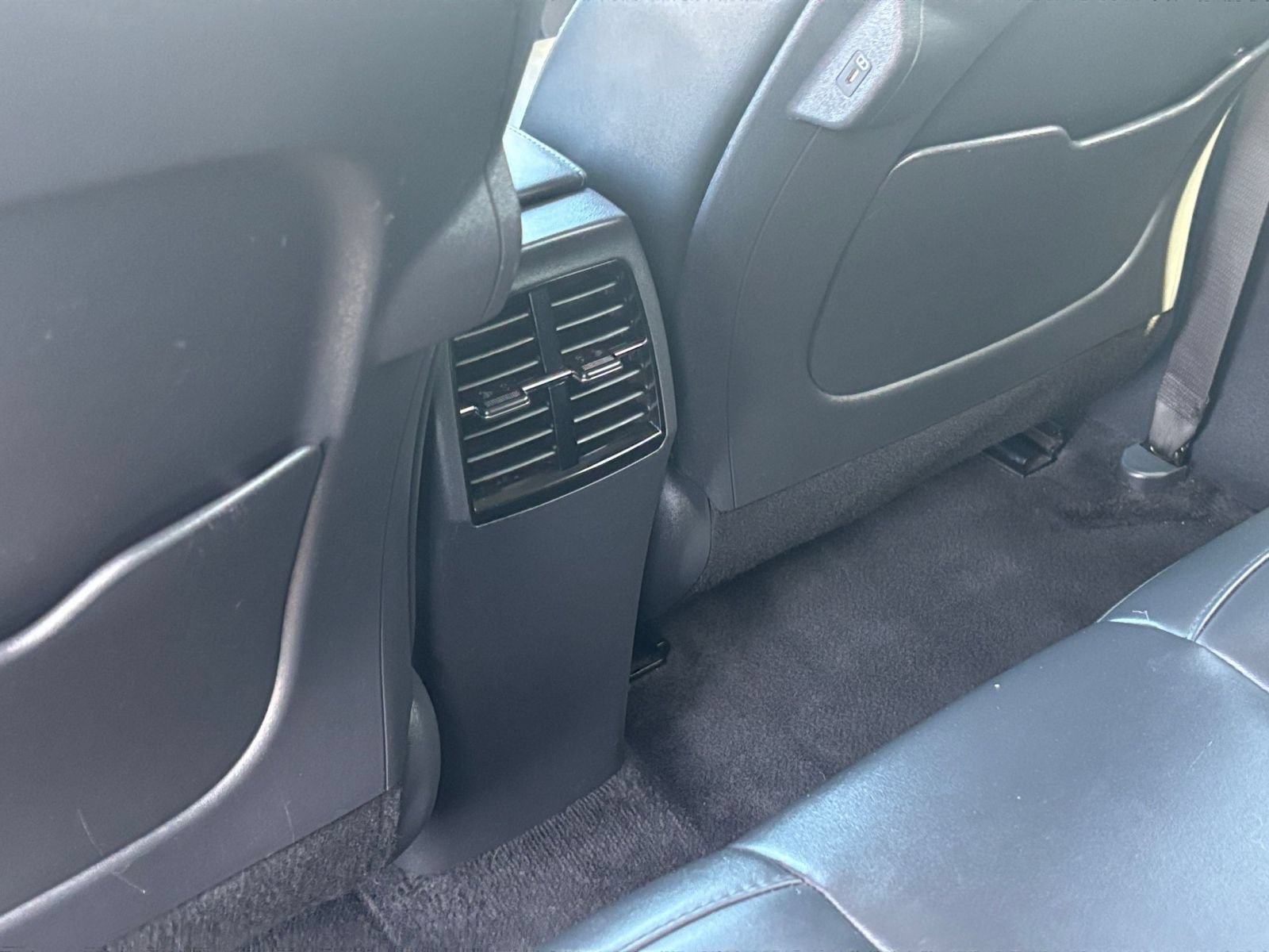 Used 2023 Kia Niro Wind FWD image 30