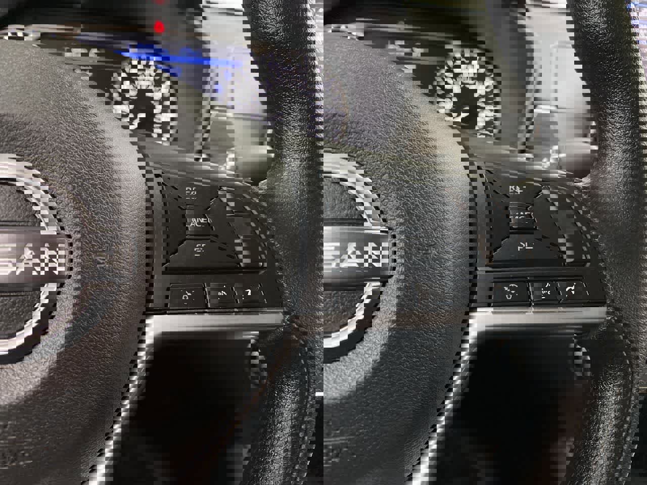 Used 2025 Nissan Altima 2.5 SV image 22