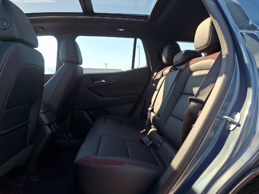 New 2027 Chevrolet Equinox RS w/ Convenience Package III AWD/4WD image 6