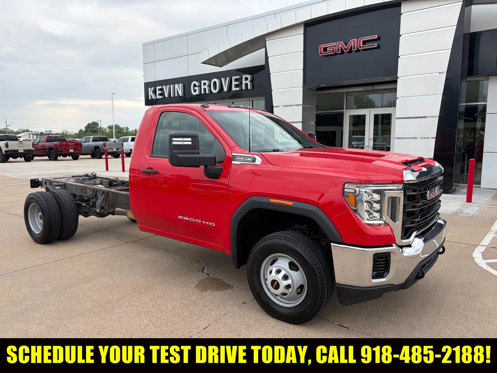 Used 2021 GMC Sierra 3500 4x4 Regular Cab w/ Convenience Package image 1