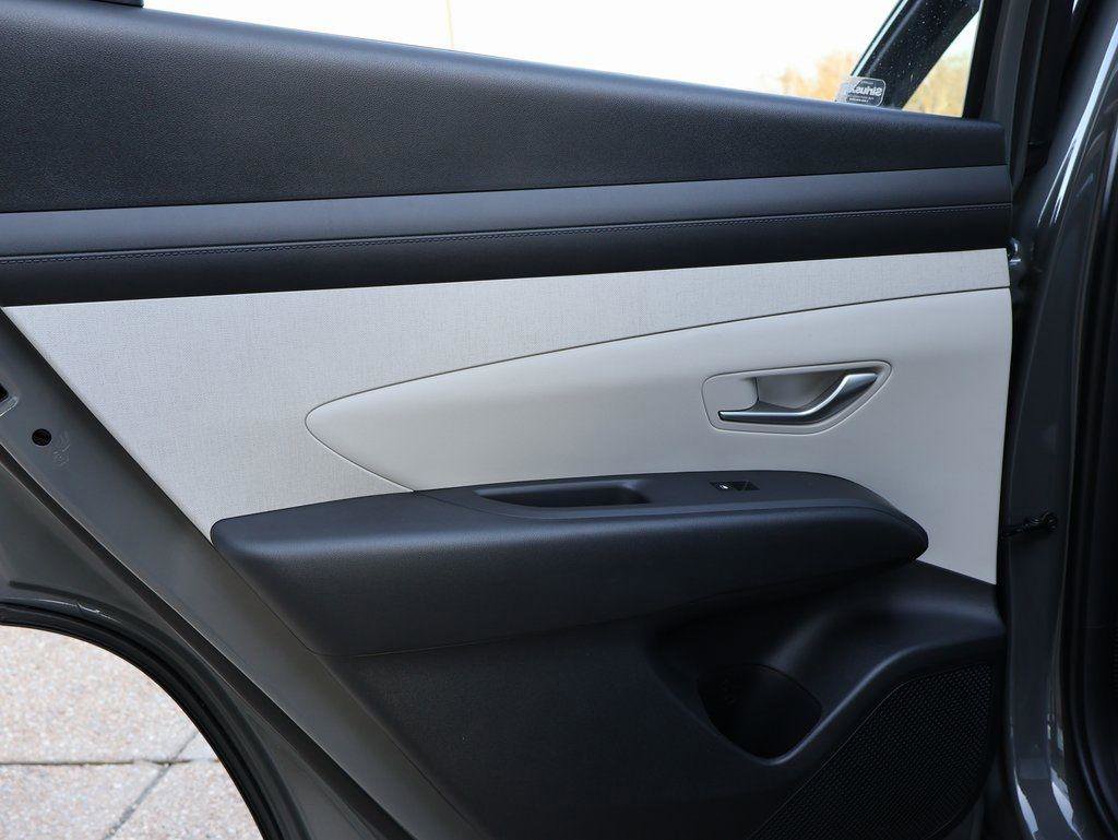 New 2026 Hyundai Tucson SEL image 20