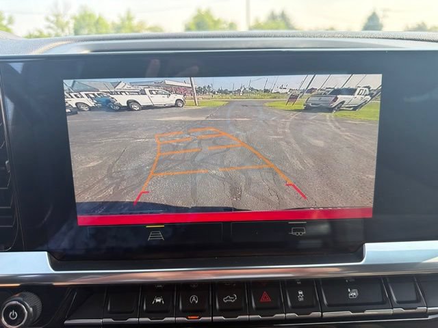 Used 2023 Chevrolet Silverado 1500 LT w/ Protection Package AWD/4WD image 19