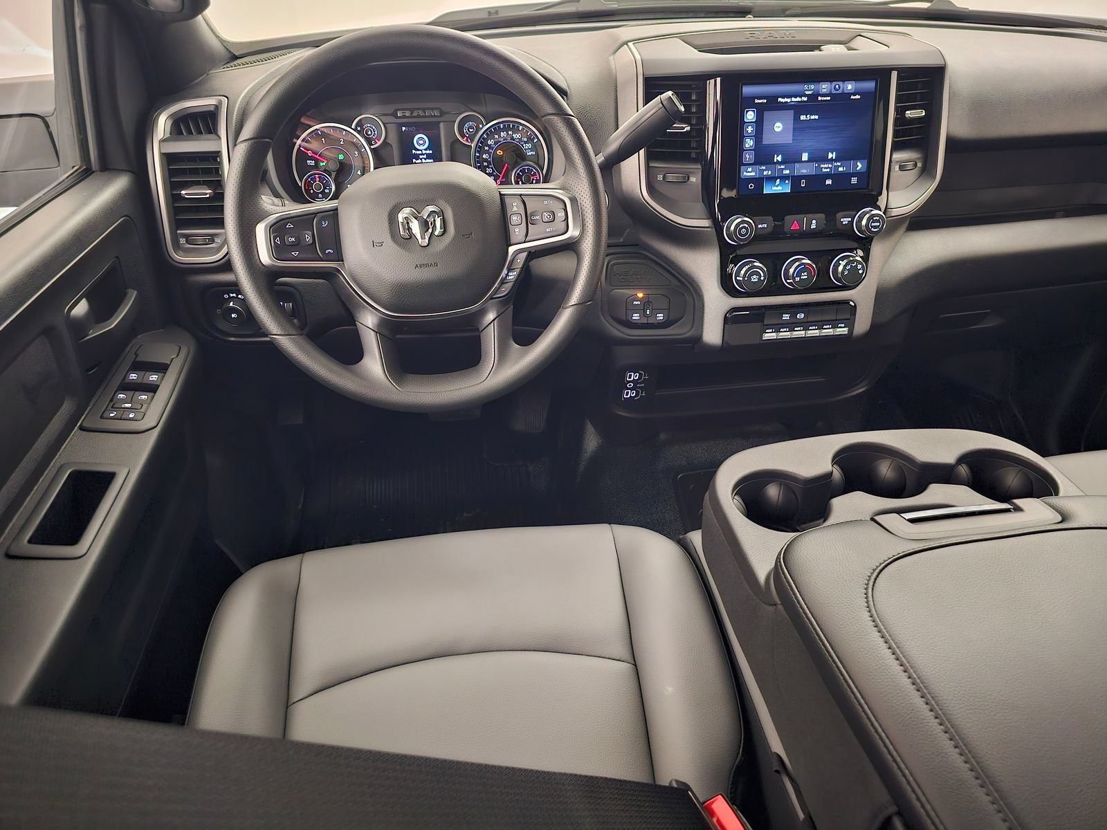 New 2026 RAM 5500 Tradesman AWD/4WD image 7