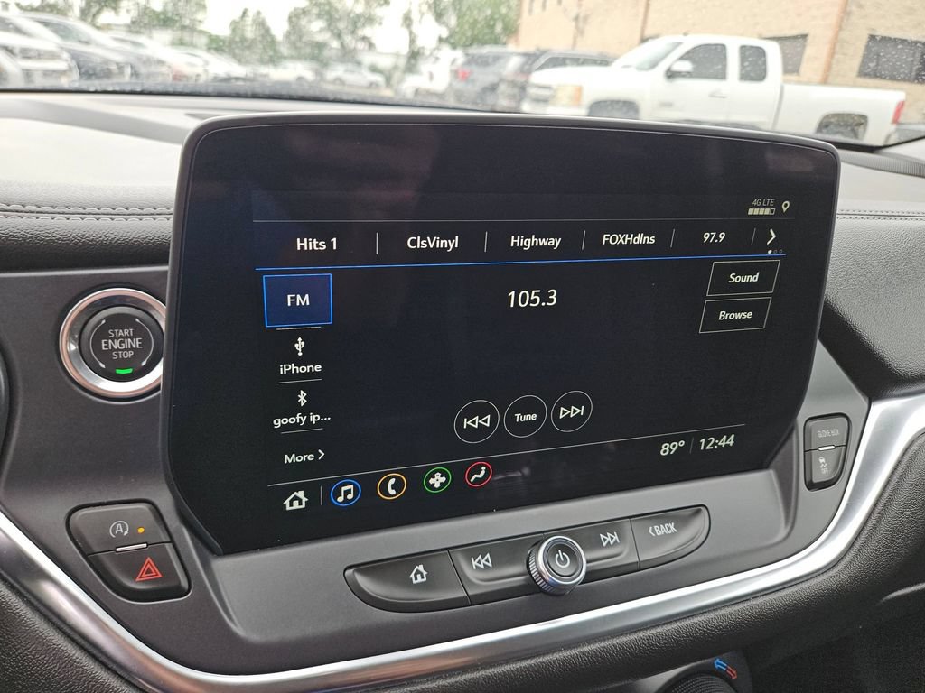 Used 2025 Chevrolet Blazer LT FWD image 21