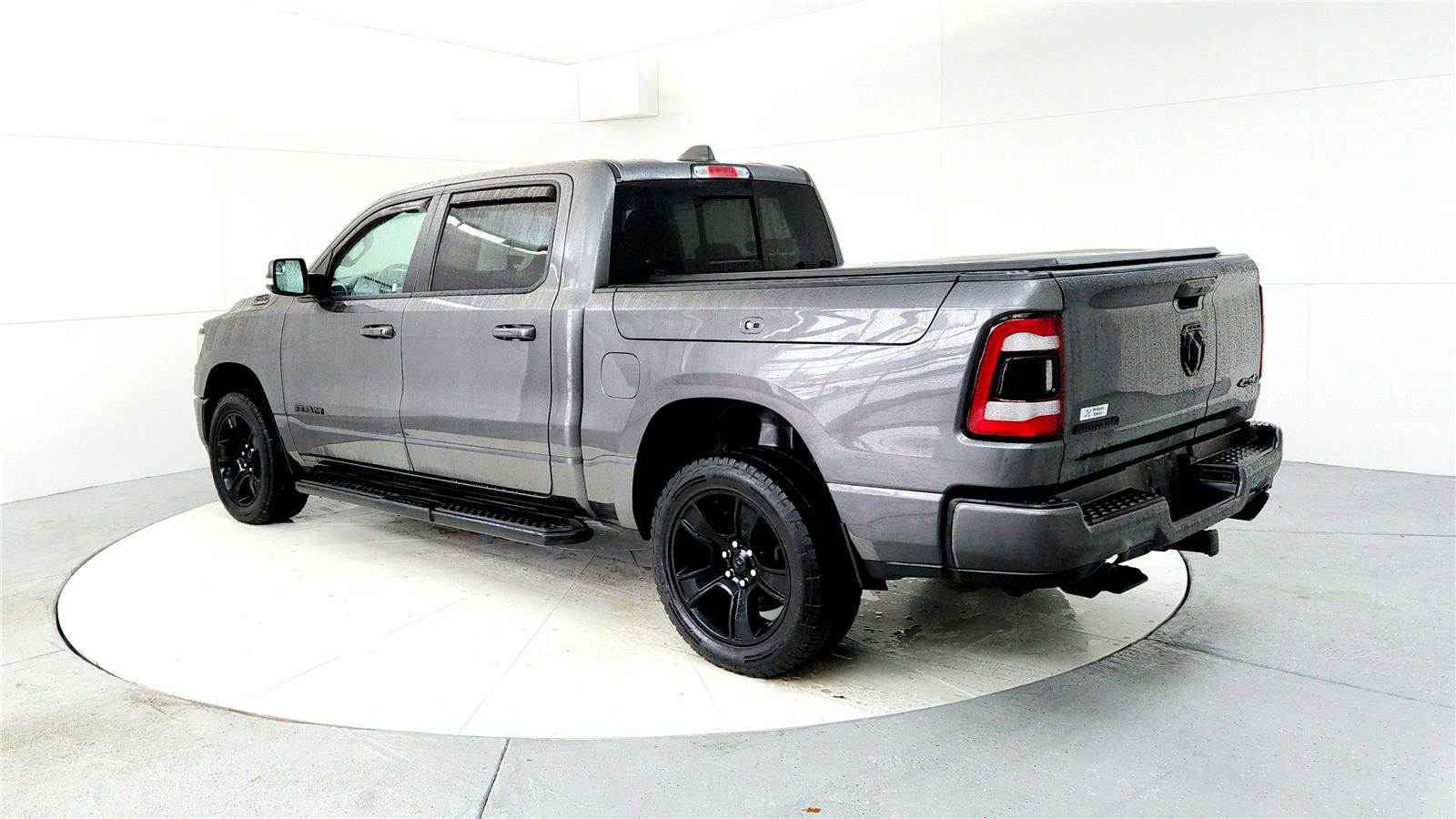Used 2021 RAM 1500 Big Horn image 4