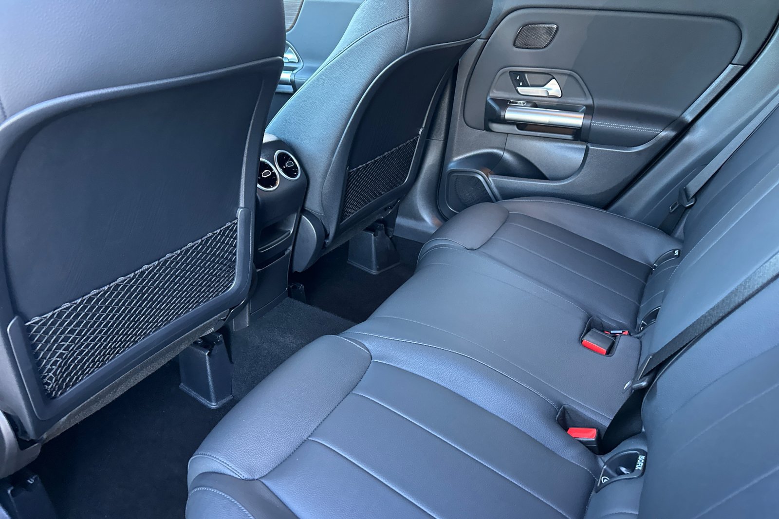 Certified 2025 Mercedes-Benz GLA 250 image 12