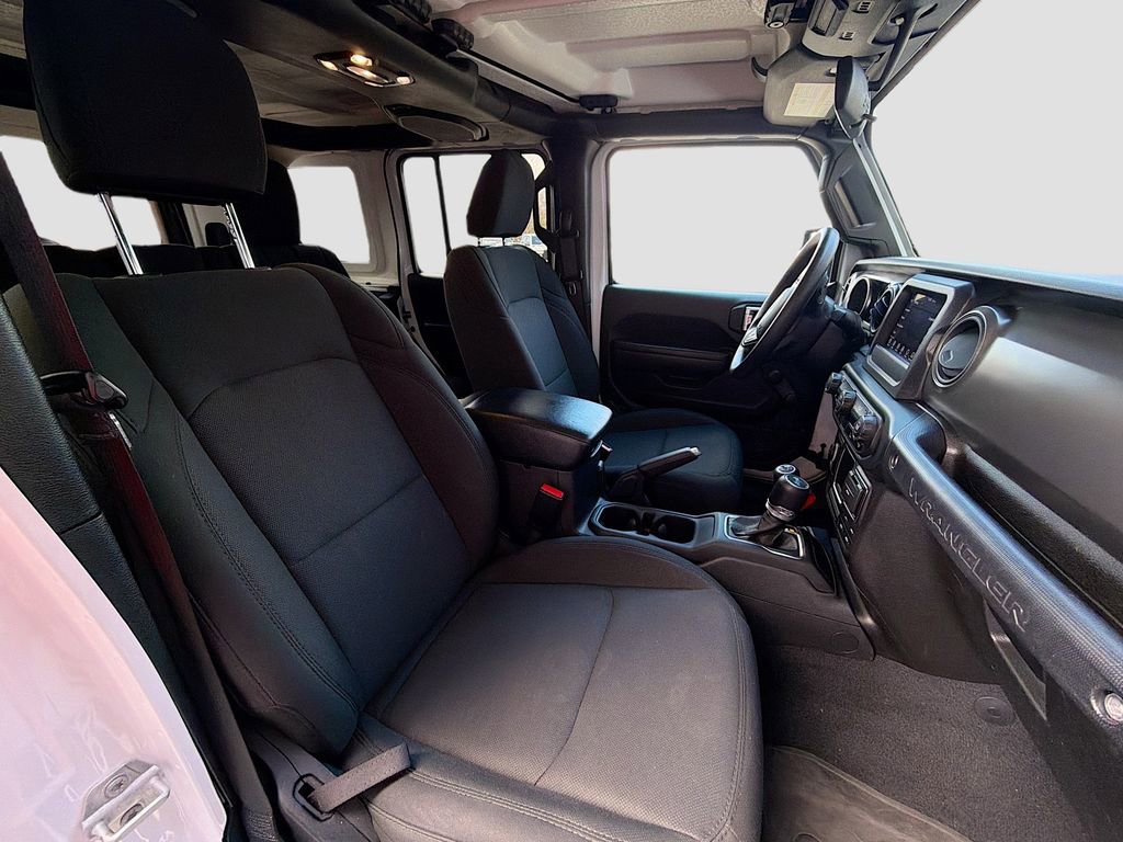 Used 2023 Jeep Wrangler Willys image 15