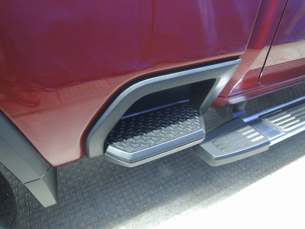 Used 2020 Chevrolet Silverado 2500 LTZ w/ LTZ Plus Package image 36