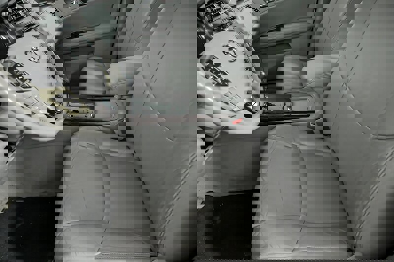 Used 2012 Toyota Avalon image 18