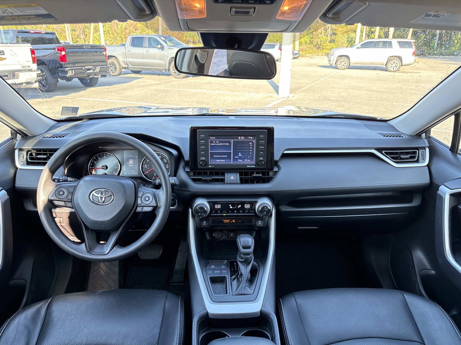 Used 2021 Toyota RAV4 XLE image 12