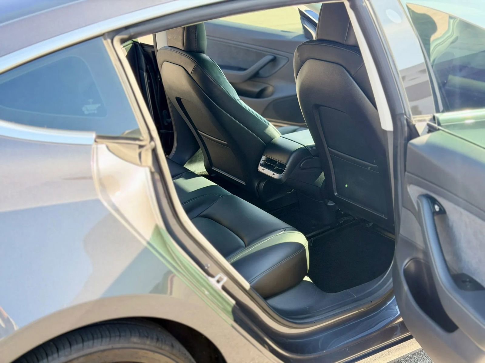 Used 2019 Tesla Model 3 Long Range image 11