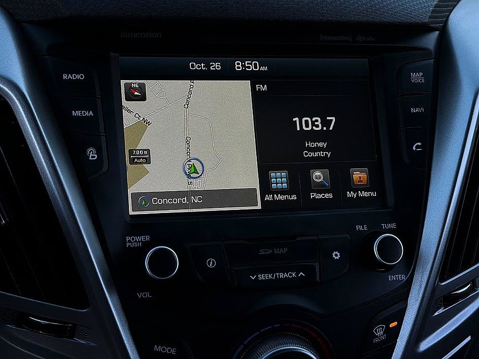 Used 2017 Hyundai Veloster Value Edition FWD image 13