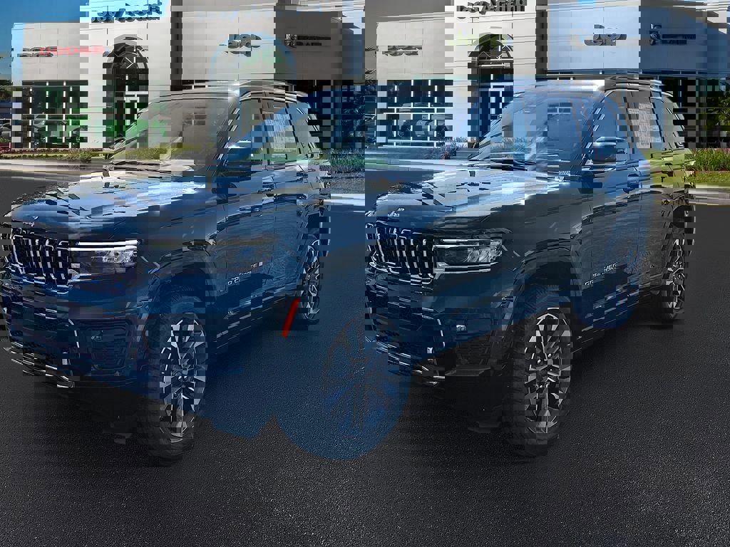 New 2025 Jeep Grand Cherokee Overland w/ Luxury Tech Group IV image 35