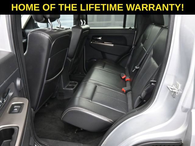 Used 2012 Jeep Liberty Limited Jet w/ Comfort/Convenience Group image 37