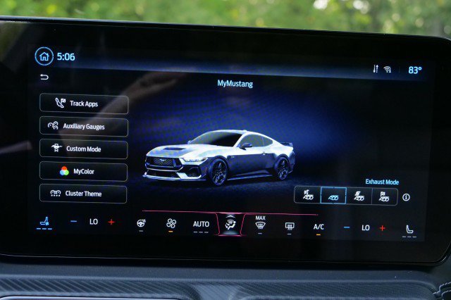Used 2024 Ford Mustang GT Premium RWD image 19