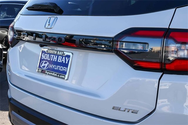 Used 2023 Honda Pilot Elite image 7