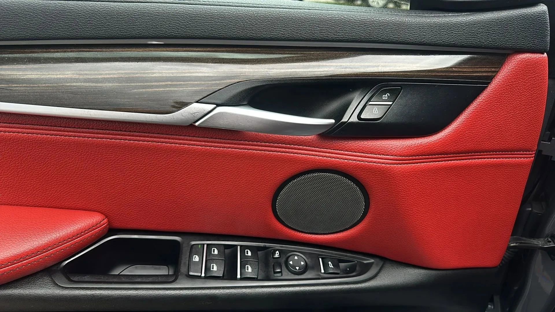 Used 2019 BMW X6 xDrive35i image 31