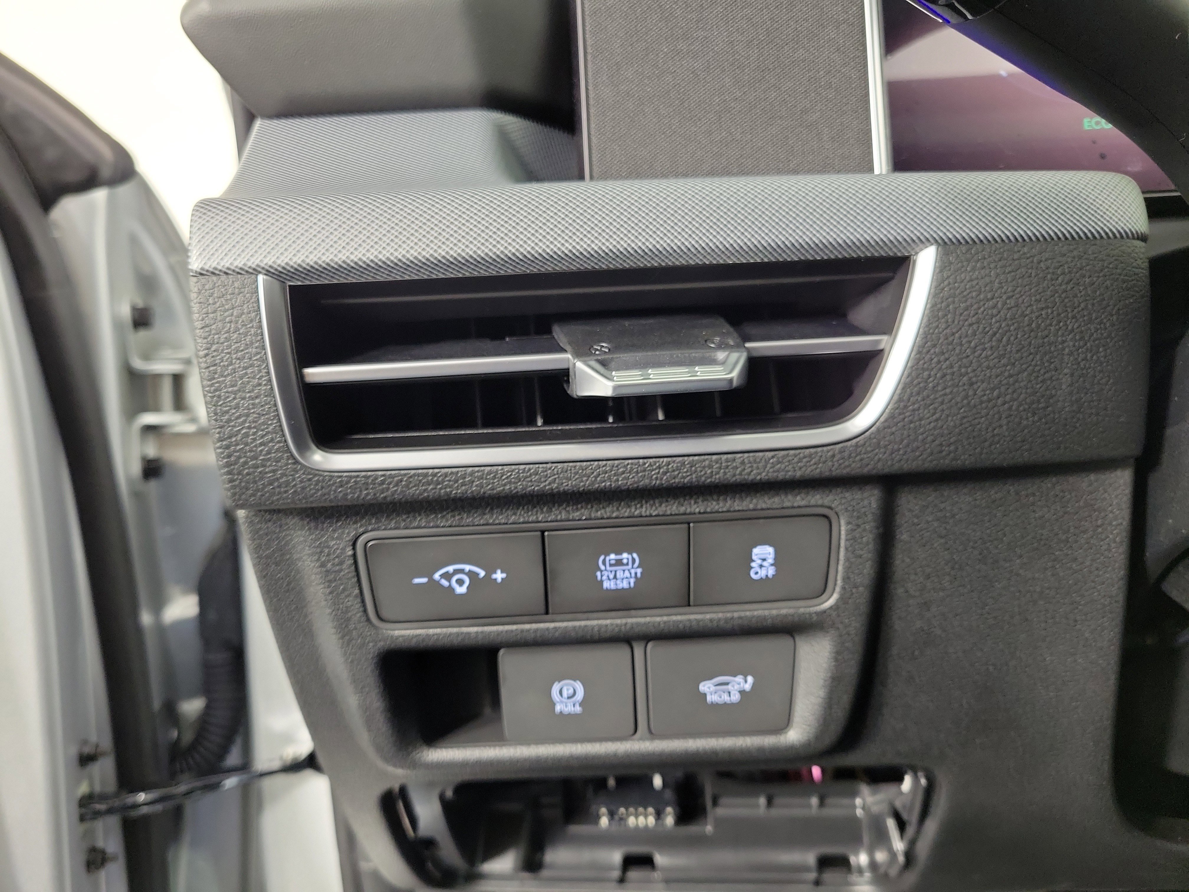 New 2025 Hyundai Sonata Limited image 22